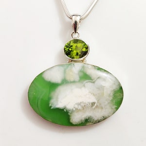 Gorgeous Green Agate And Peridot Pendant , Agate Pendant, Green Agate Pendant, Peridot Pendant, Agate Necklace , peridot pendant