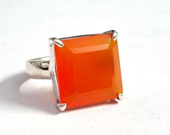 Lovely Carnelian Ring, Carnelian Silver Ring, Women Ring, Sterling silver Ring,Large Carnelian Ring, 925 Silver Ring