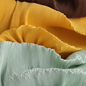 Yellow Polyester Pleated Fabric, Ruffle Pleat Fabric, 1.5m Wide Texture Wave Fabric, Wedding Prom Dress, Backdrops Fabric, Craft Decorations