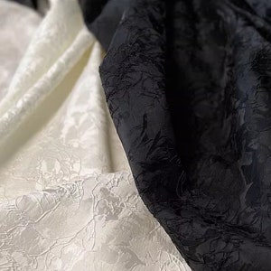 3D Print Fabrics, White/Black Jacquard Fabrics, Thread Leaf Fabrics, Soft Texture Retro Fabrics, Creative Wedding Fabric, Designer Fabrics