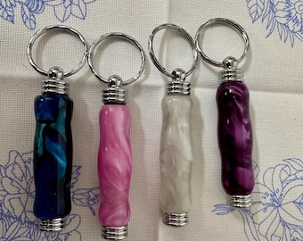 Acrylic Needle Case Keychain: Magnetic Needle Holder