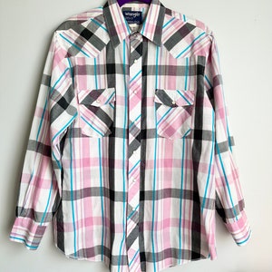 Men’s Vintage Western Shirt. White, Pink, Black, Yellow & Blue Plaid. Pearl Snap, Wrangler, Rockabilly Shirt. Size Large. Cowboy Shirt.