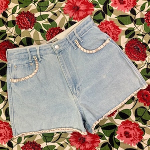 Vintage 90s JOUJOU High Waist Shorts. Hand Embroidered and Beaded. Light Wash Denim w/ Lilac and Off-White. Size 11/12. Waist 29.