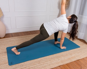 YogizMat Coconut Grip Yoga Mats - The BEST Wet and Dry Grip! Added Grip Layer - Tall and Wide (184.5 cm x 68 cm x 4 mm thick) - Sapphire