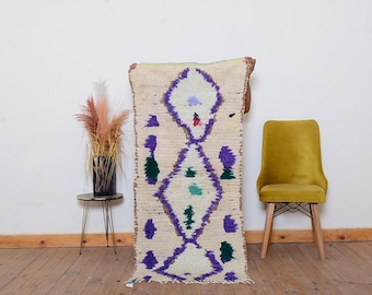 Handmade Moroccan Azilal Berber Rug: Vintage Wool, 4.9 x 2.2 ft