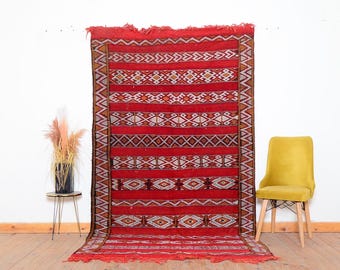 Handwoven Moroccan Kilim Rug: Ethnic Tribal Design, 9.8 x 5.5 FT
