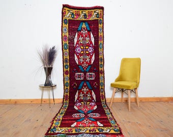 Vintage Moroccan Azilal Runner Rug: Handwoven Wool Berber Rug (330 x 90 Cm)