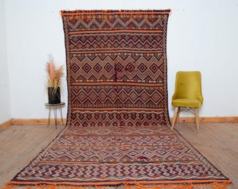 Moroccan Kilim Rug: Colorful Hand-Knotted Berber Wool Rug (385 x 185 cm)