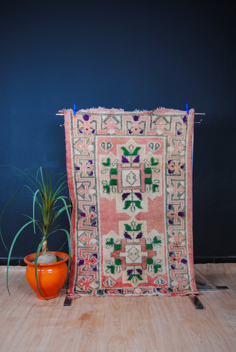 Alfombra bereber vintage Boujaad: alfombra marroquí tejida a mano (109 x 75 cm) imagen 2