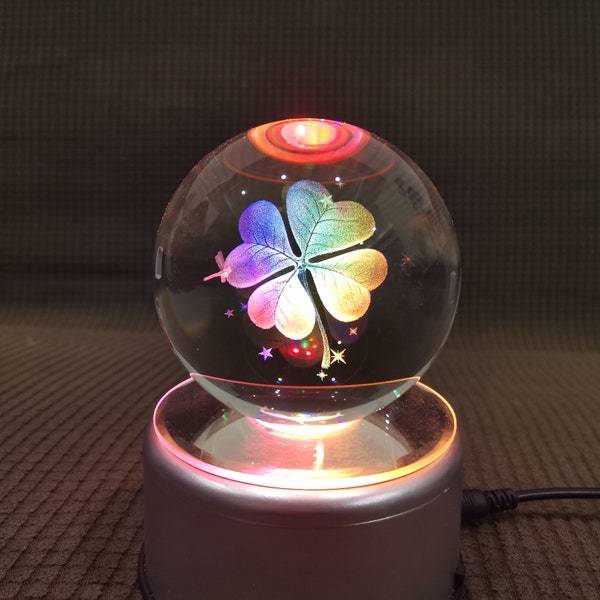 3D crystal ball, four-leaf clover crystal ball with rotating color lamp base (3.15in)