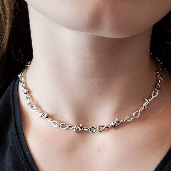 Collier en fil de fer barbelé, homme/femme. Un bijou mystère cadeau avec chaque achat