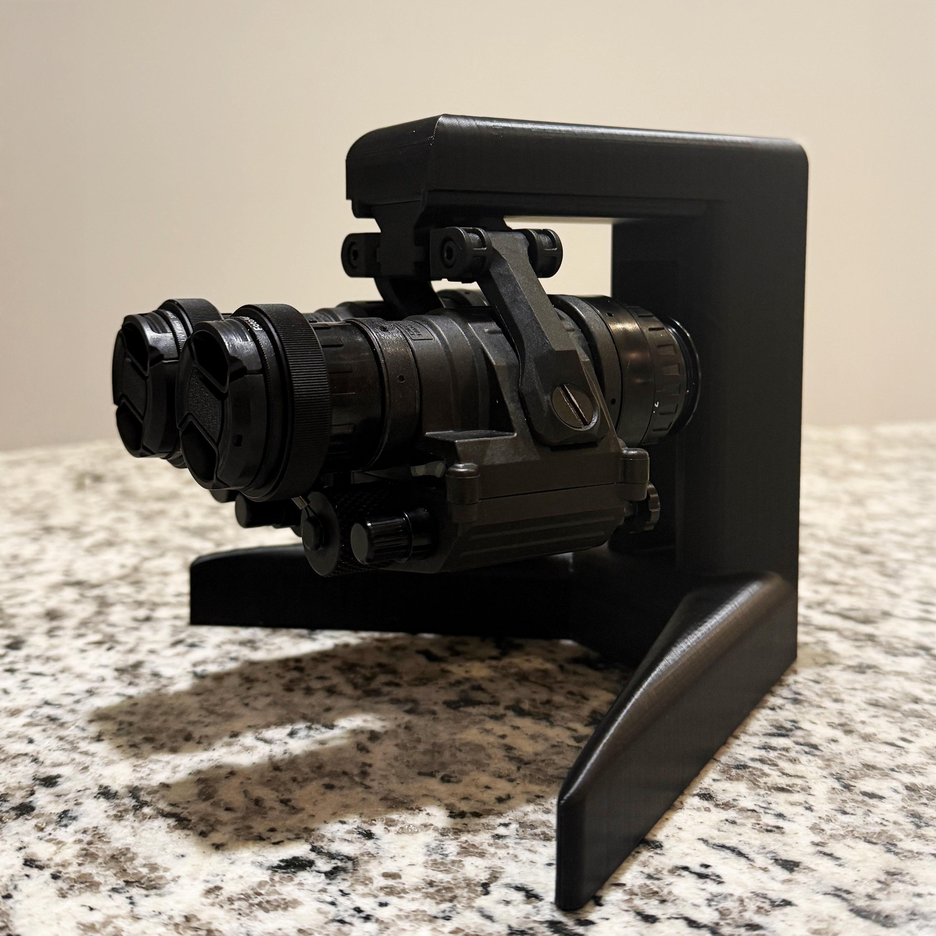 Pvs 14 - Etsy 日本