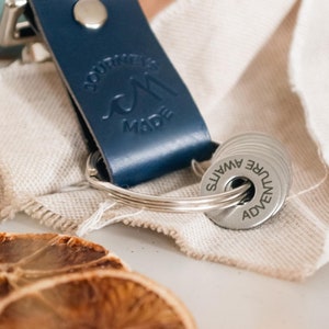 Personalised Engraved Tokens for Travel Keychains | Personalised Travel Charms, Travel Gift, Travel Keyring, Travel Key Ring, Country Ring