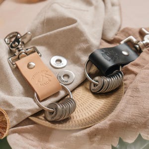 Gap year gift – Personalised travel keychain | Travel gift for him or her | Country token keyring | Adventure gift | Gifts for travellers image 4