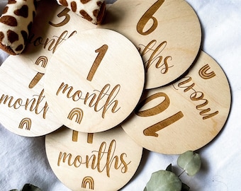 Wooden Monthly Milestone discs for Baby Photos | Month Photo Props | Baby Milestone Cards | Baby Gift | Achievement buttons | Rainbow baby