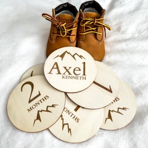 Disques mensuels Milestone en bois pour les photos de bébé | Accessoires photo Bébé par mois | | cartes d’étape | cadeau bébé Boutons des montagnes Rocheuses