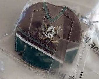 NHL Mighty Ducks of Anaheim Dark Purple Jersey Pin Hockey NIP Great Gift! OOP