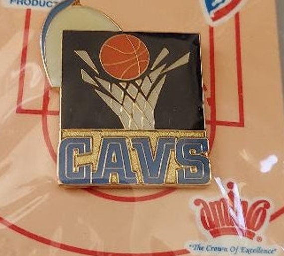 NBA Cleveland Cavaliers Logo Pin Sealed Aminco Ba… - image 1