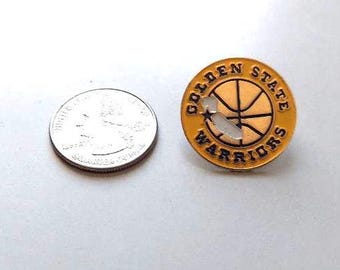 NBA Golden State Warriors Used Round Pin Vintage OOP Stamped Off. Lic. Prod. CP & D Great Gift!