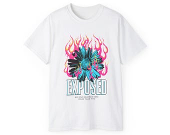 Camiseta con gráfico expuesto