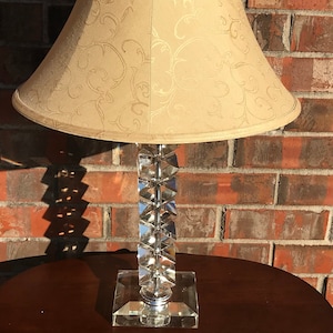 Exquisite Vintage  Lead Crystal Table Lamp with Prism Block Cut Cubes/Weighted Lead Crystal Cut Glass Stacked Cube Formal Living Room Lamp