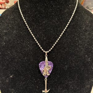 Ghost band square hammer necklace