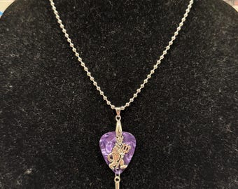 Ghost band square hammer necklace