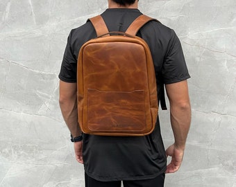 Personalized Leather Laptop Backpack: Minimalist Travel Rucksack