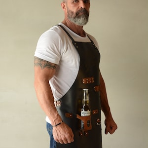 Personalised Leather Apron with pockets for drinks BBQ, Barbecue, Grill, Kitchen, Woodwork, Chef, Butcher, Handcraft, Gift,Grilling Master image 10