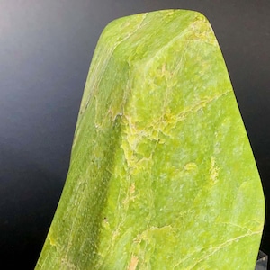 Green Grossular Gernet, Hydrogrossular gernet, Polished Grossular, Grossular garnet, Rare Grossular -725 gm