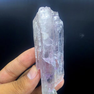 激レア！バイカラークンツァイトヒデナイト・結晶【53.80ct