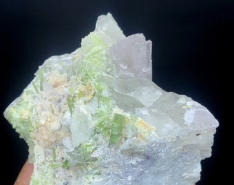 Grüner Turmalin mit rosa Kunzit Kristall, rohes Mineral, Afghanistan