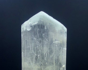 Raw Green Kunzite Crystal: Natural Hiddenite from Afghanistan (76 Gram)