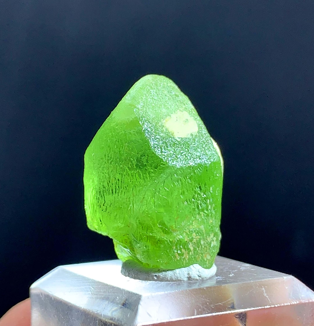 Broche Vintage Fleur émail Vert Amande - Cristaux Et Péridot, Bijou Fantaisie Années 70/80