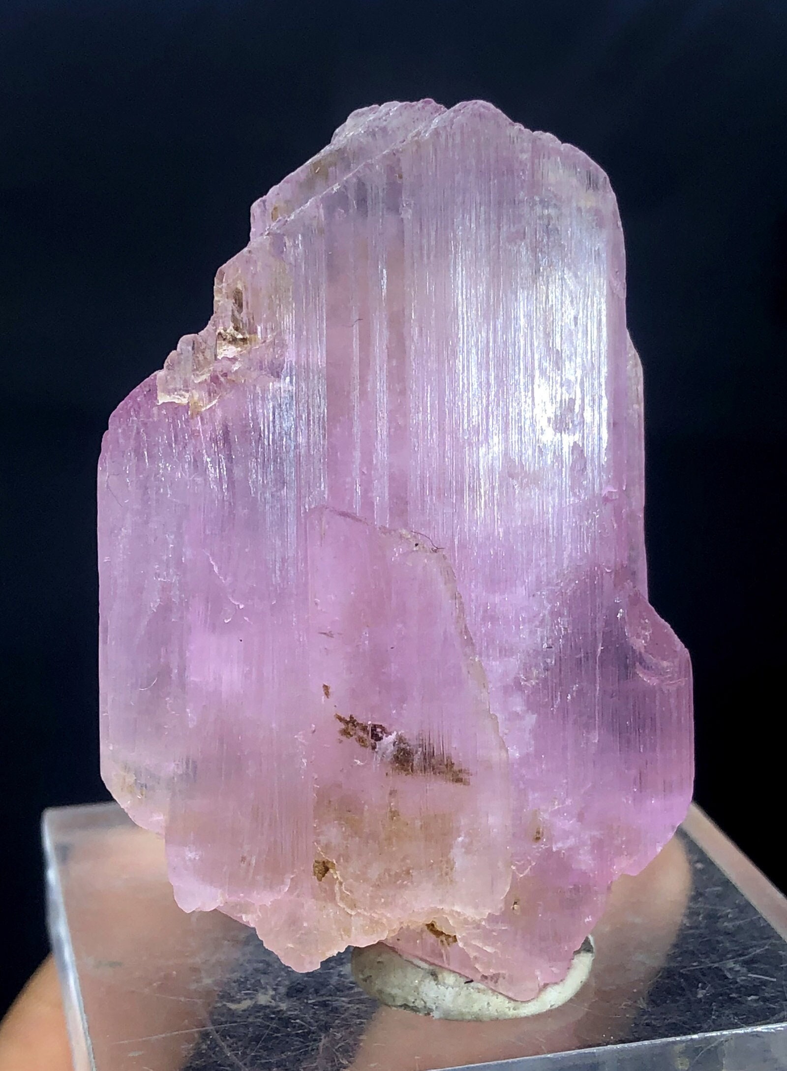ピンククンツァイトの原石標本：アフガニスタン産の天然の水晶 - Etsy 日本
