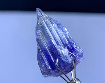 Rare Blue Tanzanite Crystal From Tanzania - 20.80 Carats
