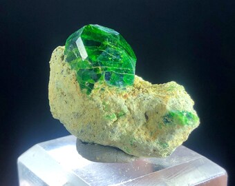 33.72 Carat Demantoid Garnet Specimen: Green Garnet Crystal, Belqeys Mountain