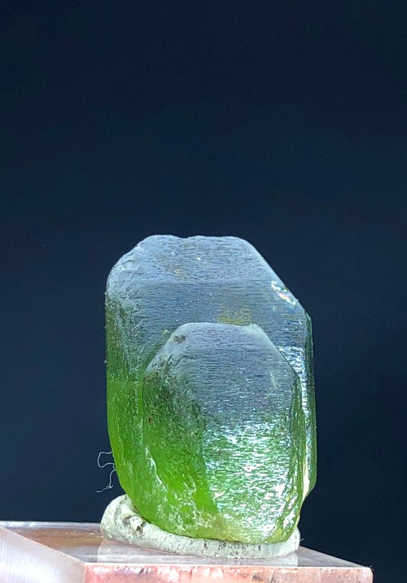 天然グリーンペリドット結晶：原石鉱物標本、パキスタン