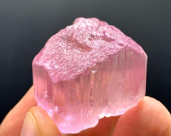 Natural Fluorescent Pink Kunzite Crystal from Afghanistan 30 Gram