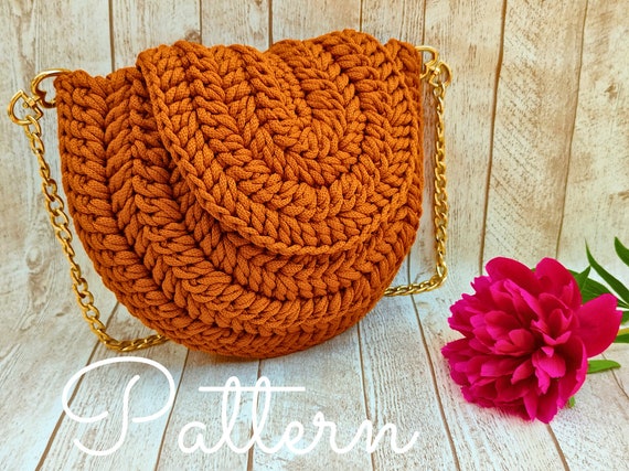 Crochet Pearl Hand bag – Upkriti