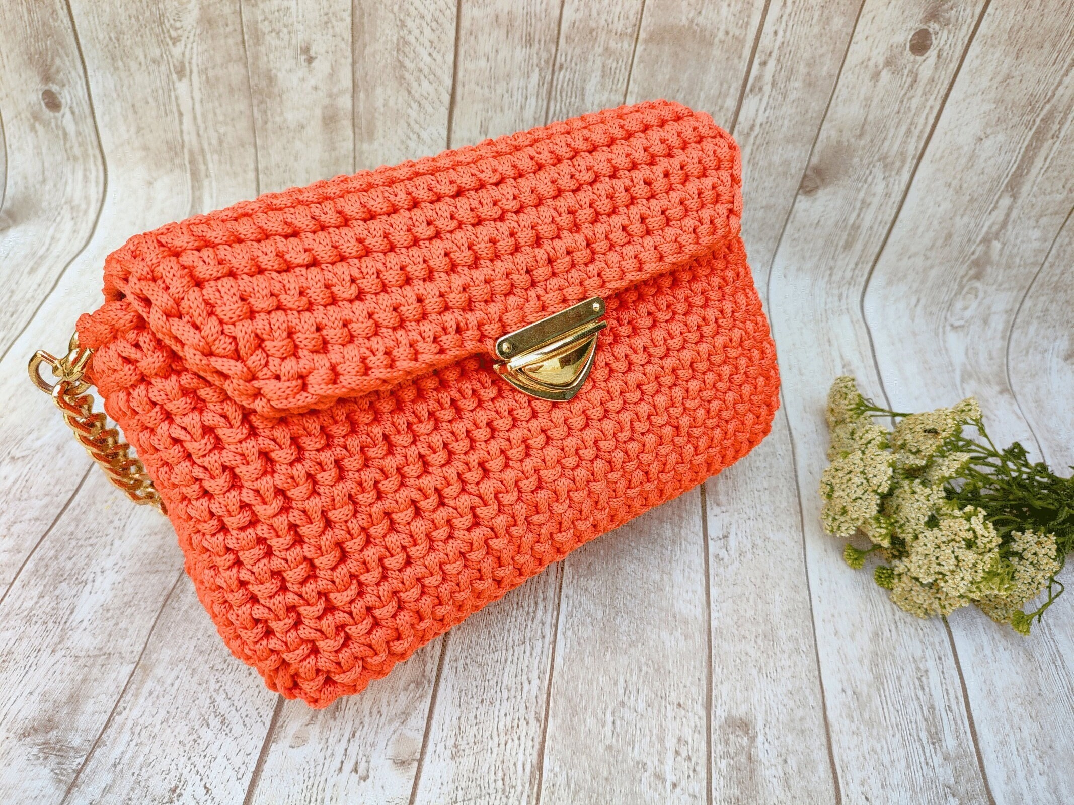 Free Crochet Bag Pattern: The Denim Envelope Bag | HanJan Crochet