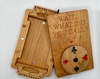 Caja de euchre personalizada - Juego de cartas de madera - Regalo de boda de madera personalizado para parejas
