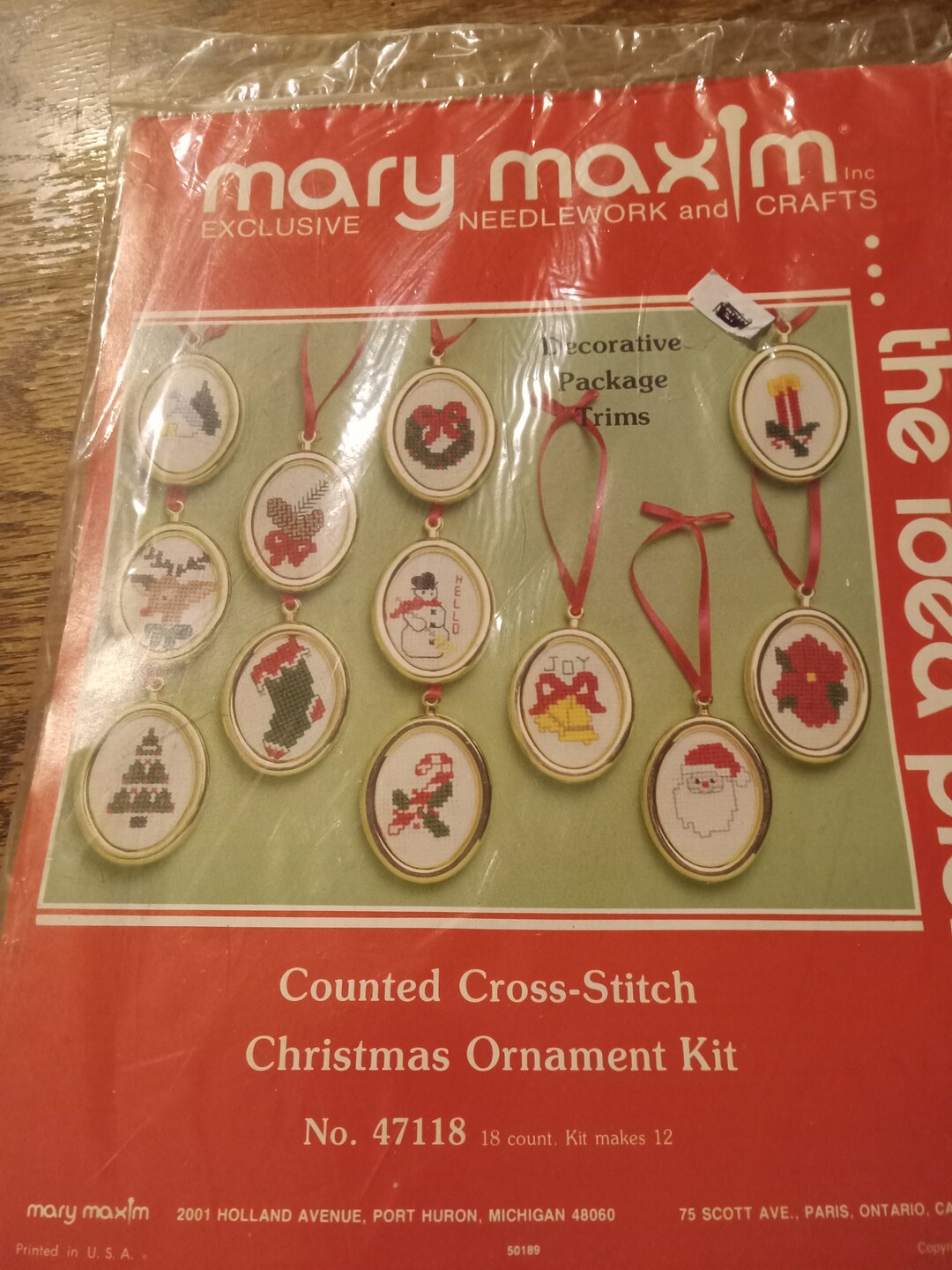 Mary Maxim Counted Cross Stitch Ornament Kit Makes 12 Etsy Canada