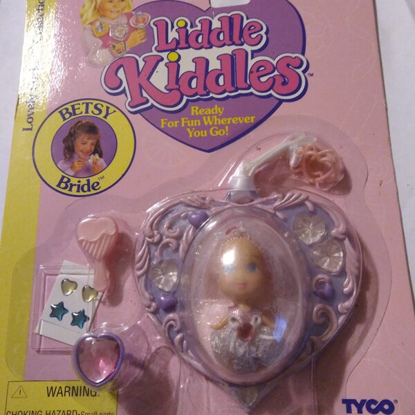 Vintage Tyco Liddle Kiddles Betsy Bride Lovely Locket Doll New on Card
