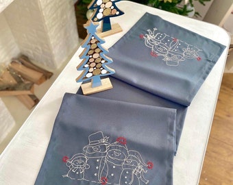 雪の舞う #3 機械刺繍デザイン クリスマス 新年 休日 テーブルクロス