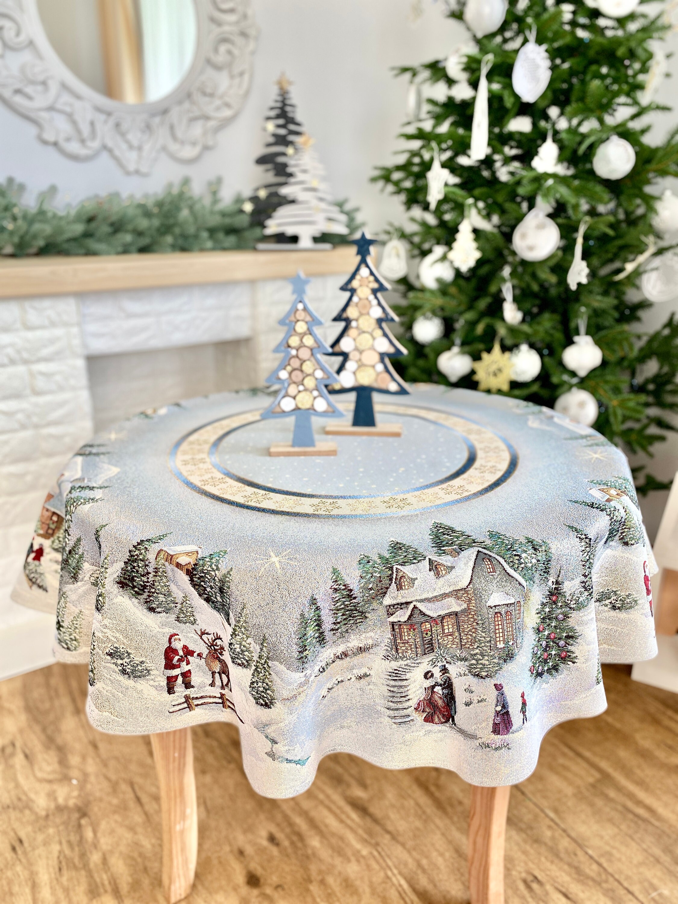 Winter Ornaments Tablecloth, Tapestry Table Linens, Round Tablecloth