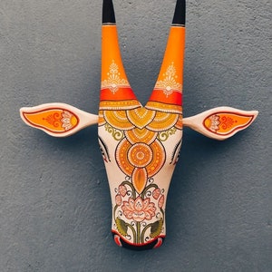 Wooden Handpainted Cow Head, Bull Head, Hand Painted Indian Nandi Indian WallArt, Hindu Nandi bull Indian Home Decor, Wooden Cow WallHanging