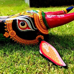 Wooden Handpainted Cow Head, Bull Head, Hand Painted Indian Nandi Indian WallArt, Hindu Nandi bull Indian Home Decor, Wooden Cow WallHanging