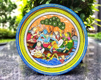 Plato de pared de madera de mango Radha Krishna pintado a mano, Pattachitra Art