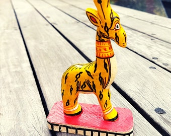 Hölzernes Giraffenspielzeug, Giraffenminiatur, Satz von 2 Giraffe, wildes Tier, Giraffenfigurine, natürliches Spielzeug, Geschenkkinder, Zoo-Tier, handgemaltes Spielzeug